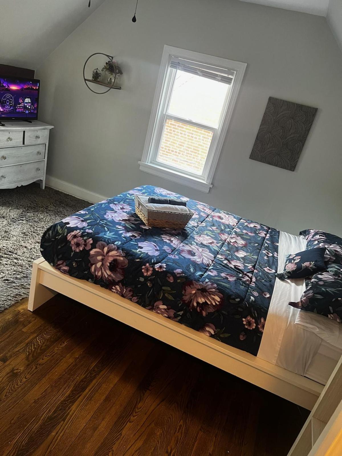 Private House + Yard Location To Rva Holiday home