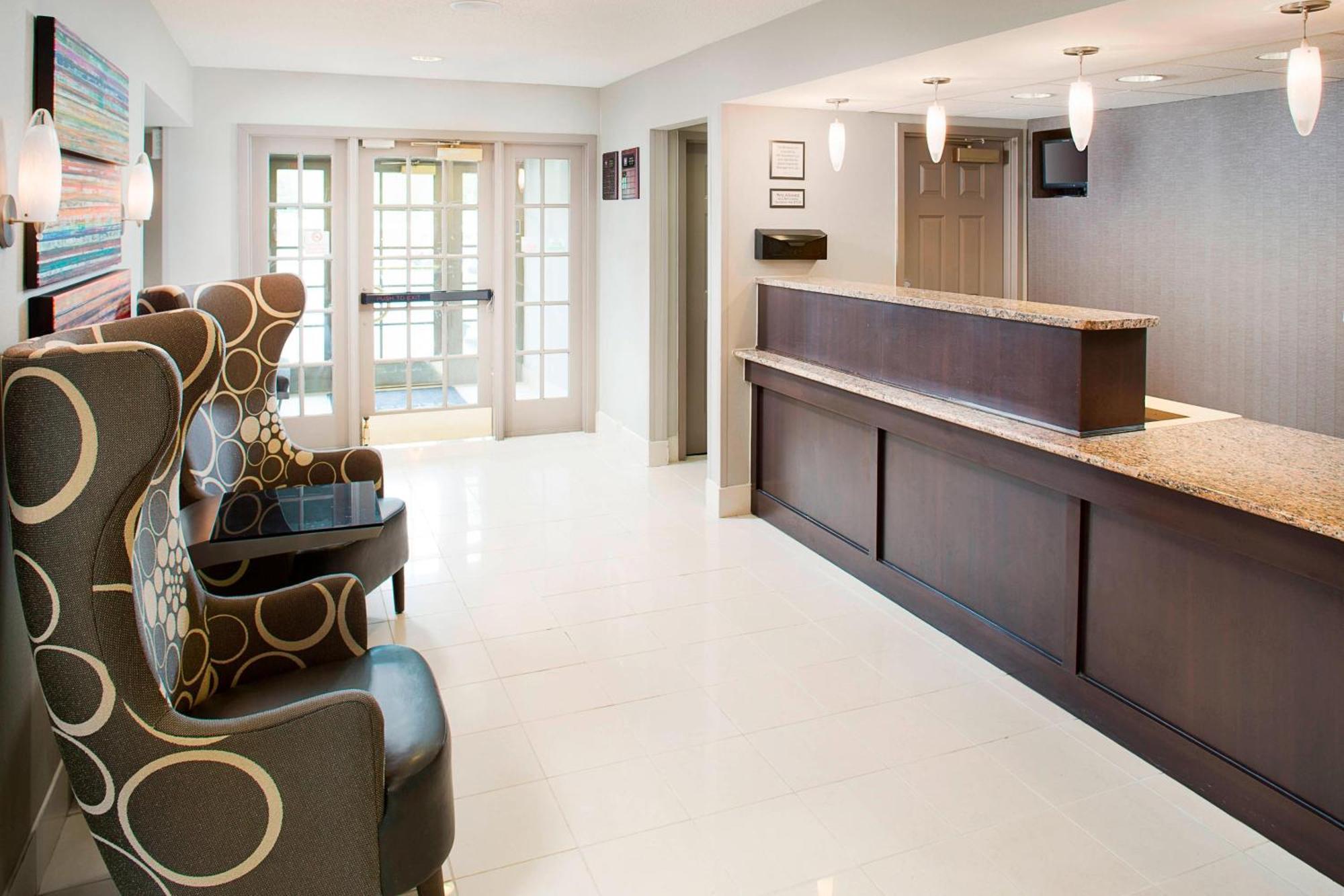 Hotel West End 3*