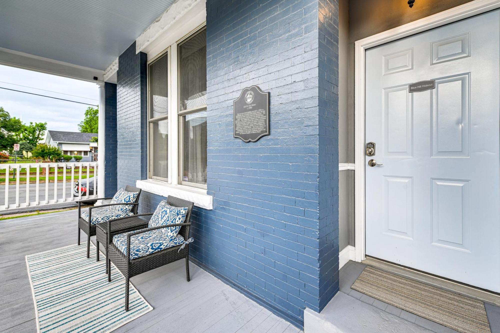 Renovated Townhome In Church Hill! *