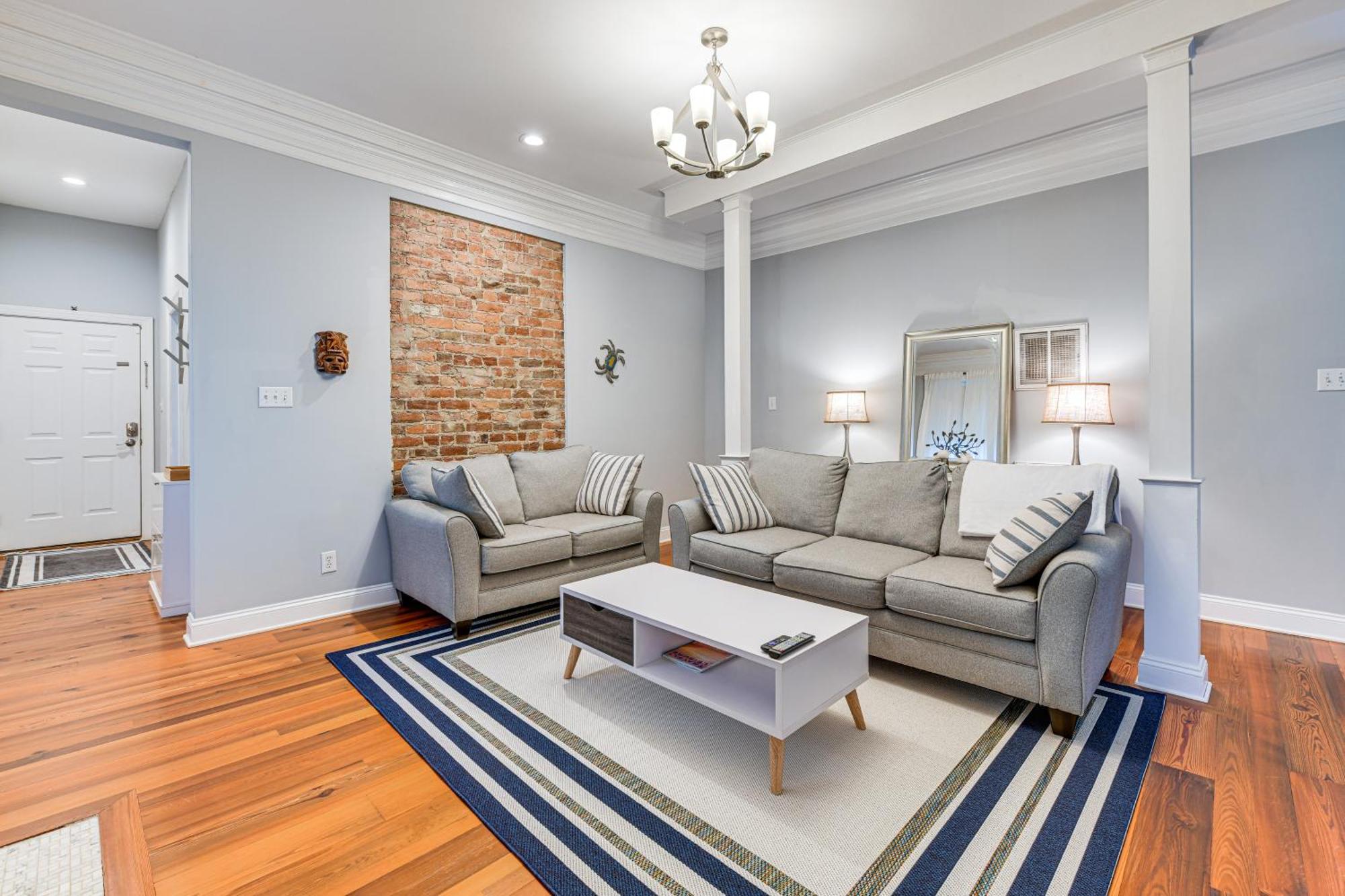 Renovated Townhome In Church Hill! Holiday home Richmond