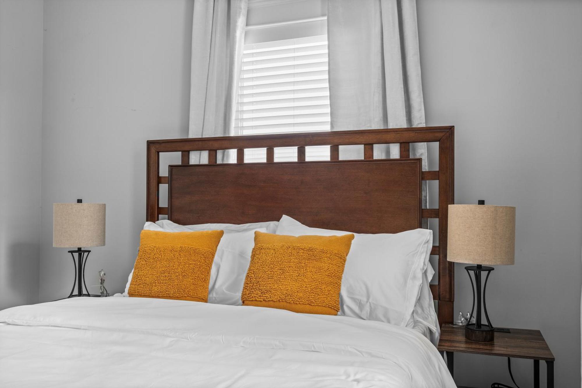 Apartment Downtown Richmond, Cozy 3br, Near Vcu
