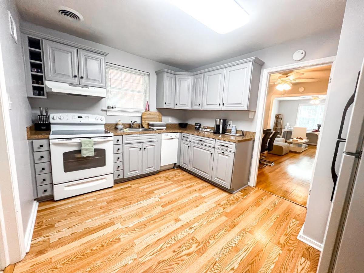 Charming 3br In The Heart Of Apartment *