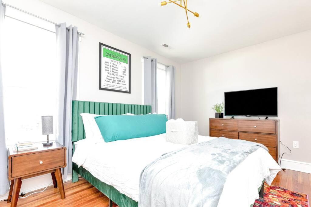 Stay, Play And Pass Go At The Monopoly Penthouse! Apartment