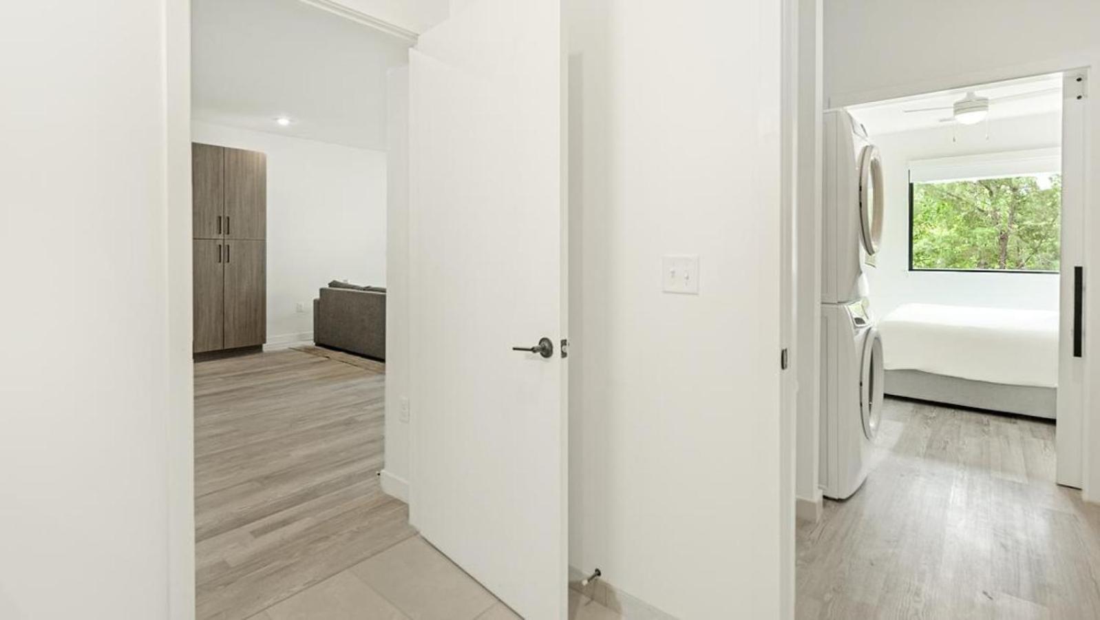 Apartment Landing At 1510 Belleville 1bedroom In Scotts Addition Historic District