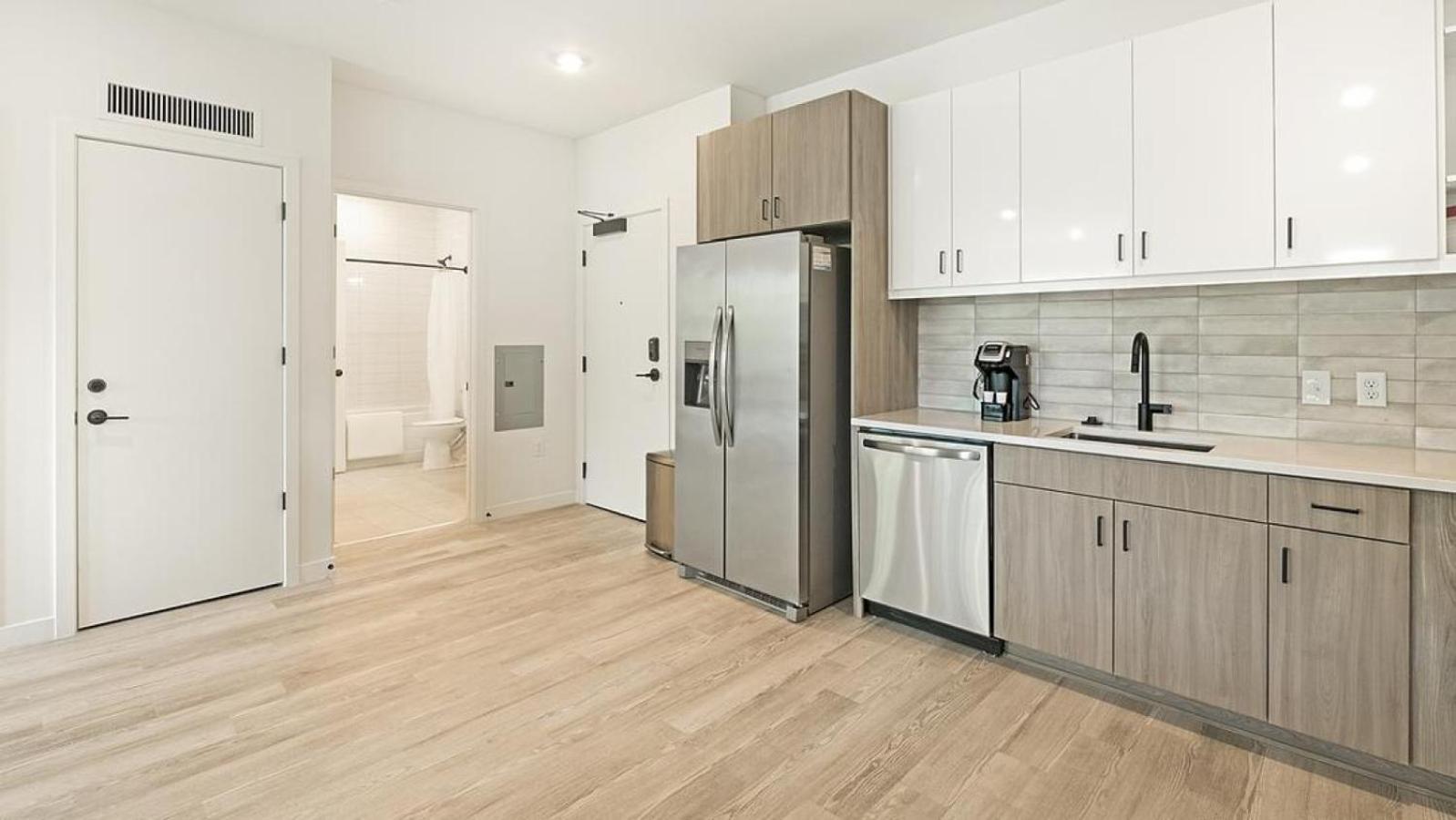 Landing At 1510 Belleville 1bedroom In Scotts Addition Historic District Apartment *