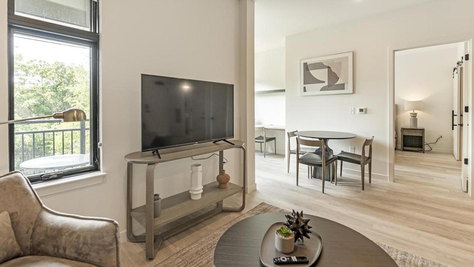 Apartment Landing At 1510 Belleville 1bedroom In Scotts Addition Historic District