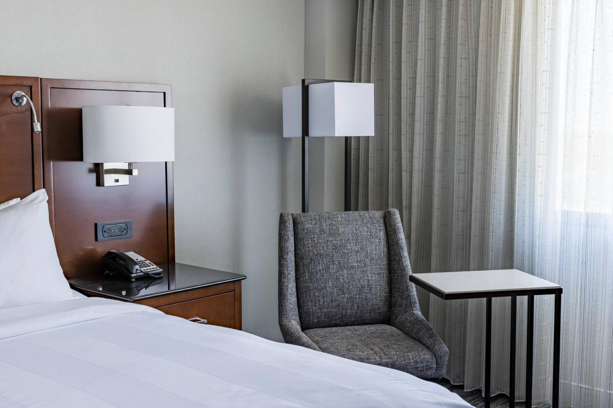 Hotel Marriott 3*