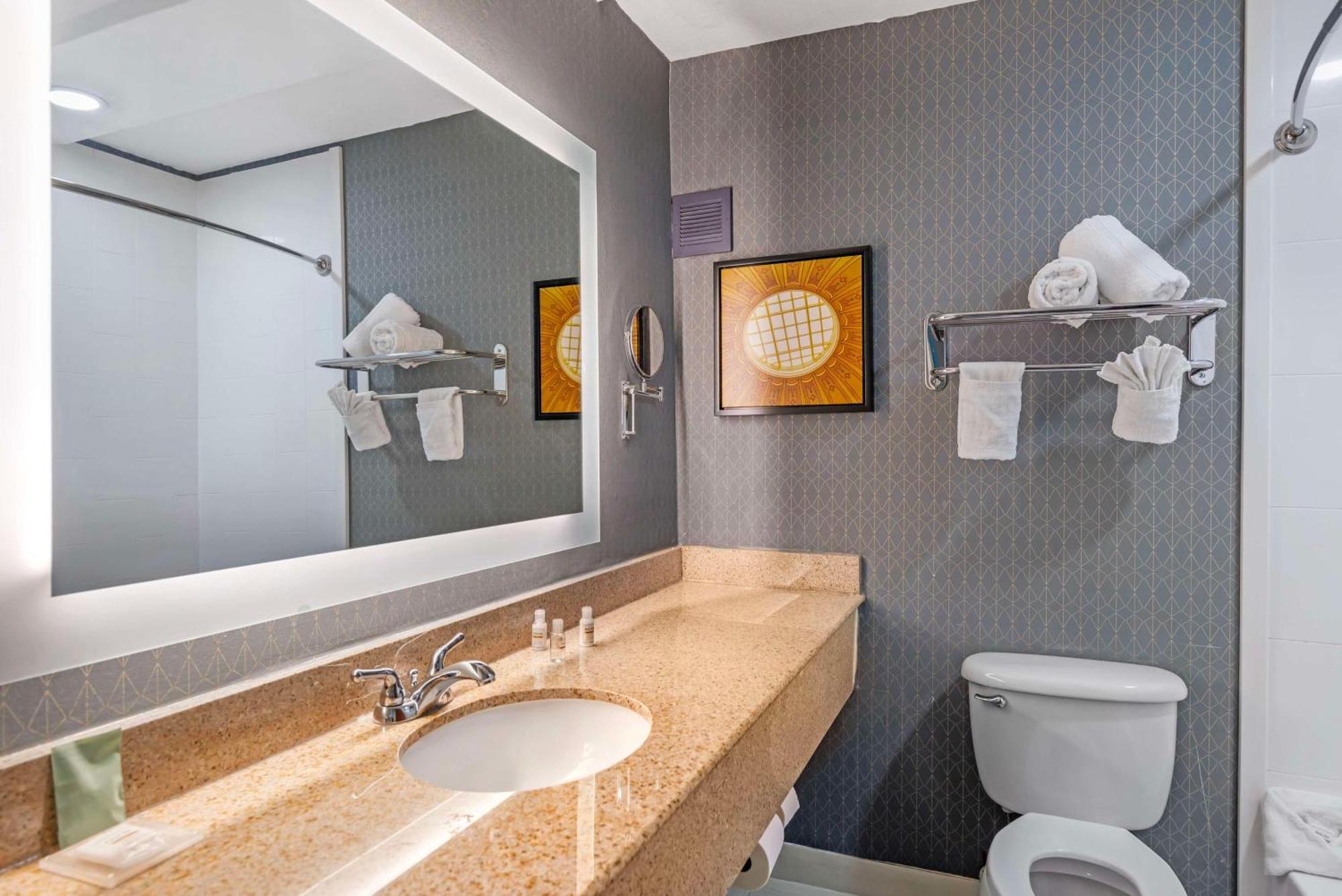 Hotel Western Premier Gateway Richmond