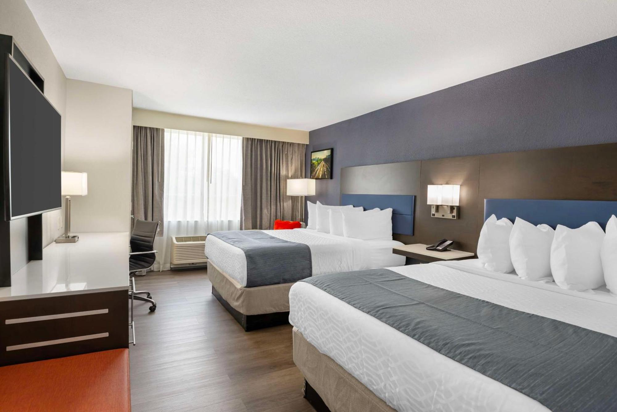 Hotel Western Premier Gateway