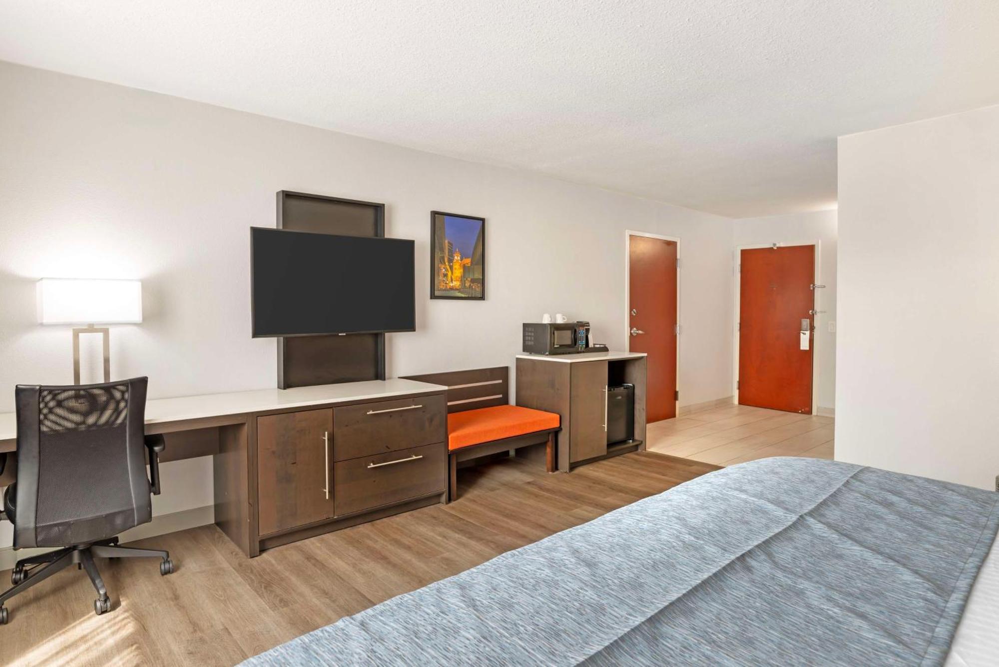 Western Premier Gateway Richmond