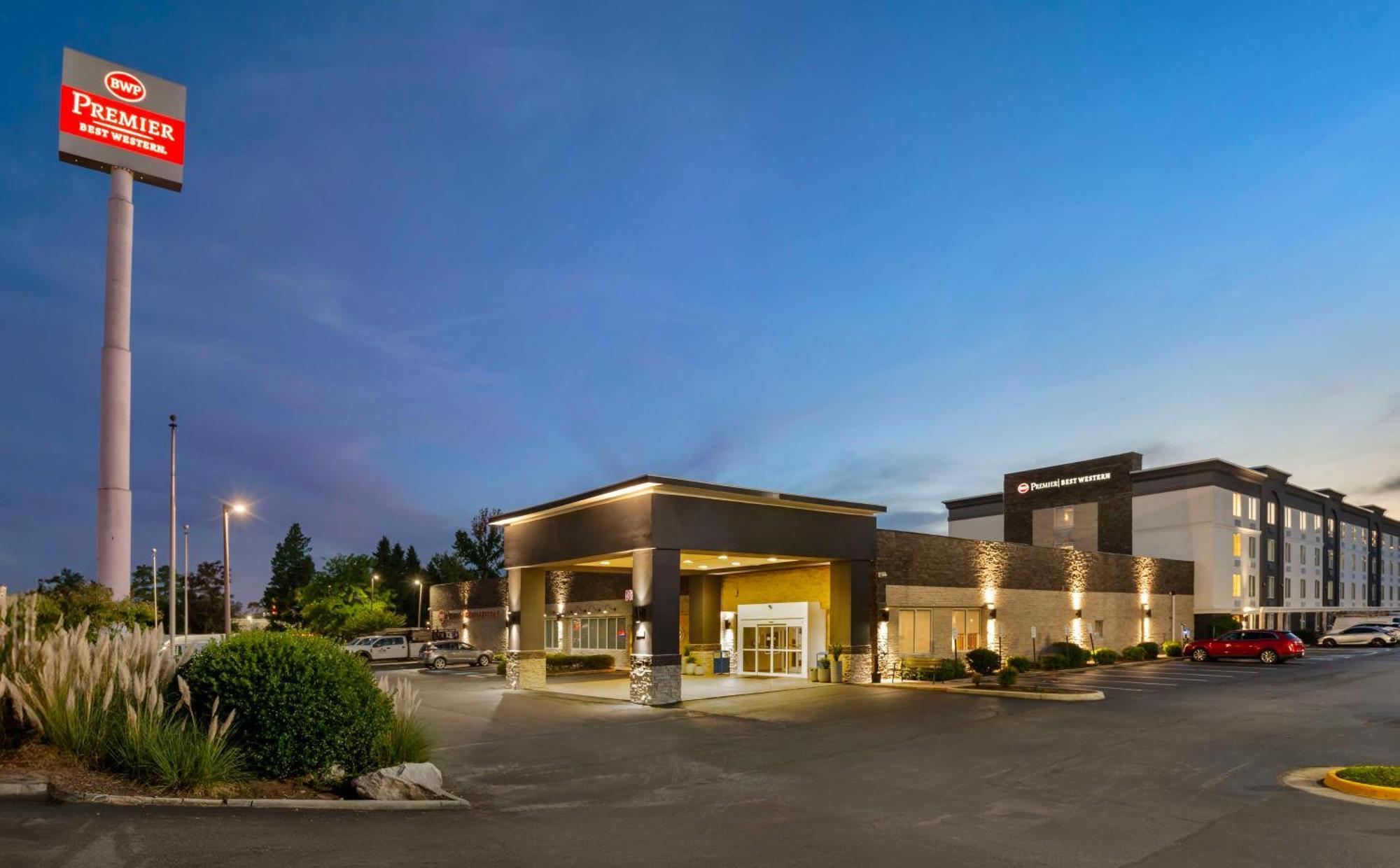 Western Premier Gateway Richmond