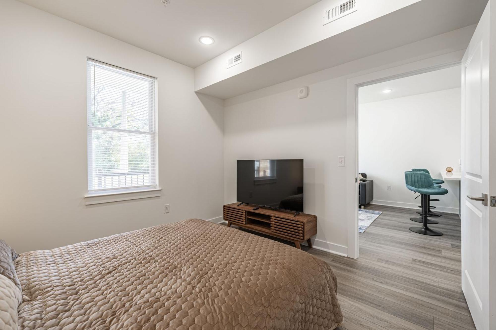 Apartment Tourist Of - Church Hill North Apt04