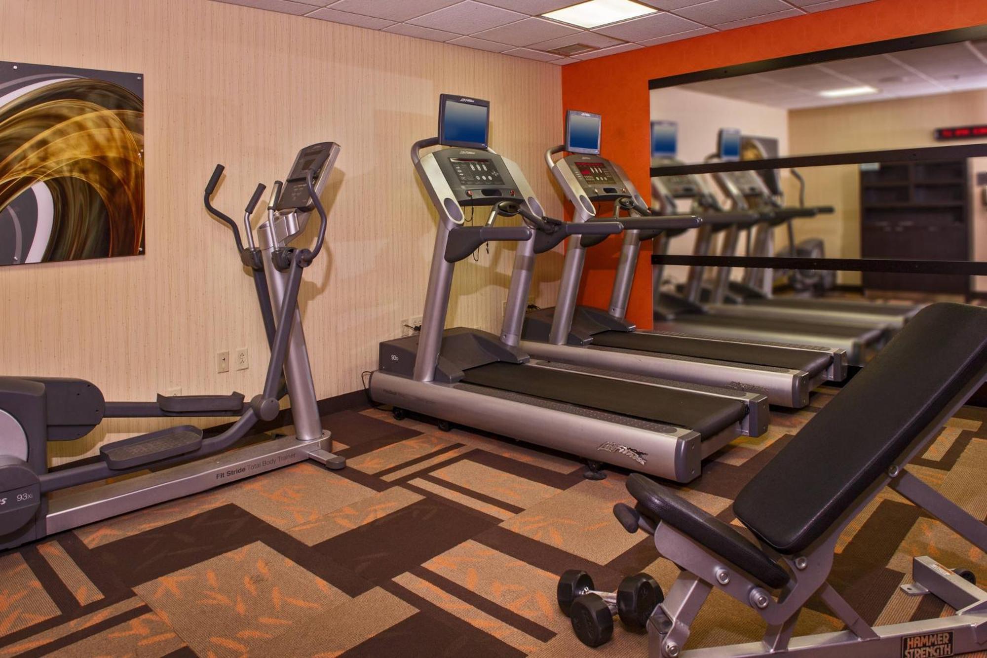 Hotel Courtyard By Marriott West Richmond