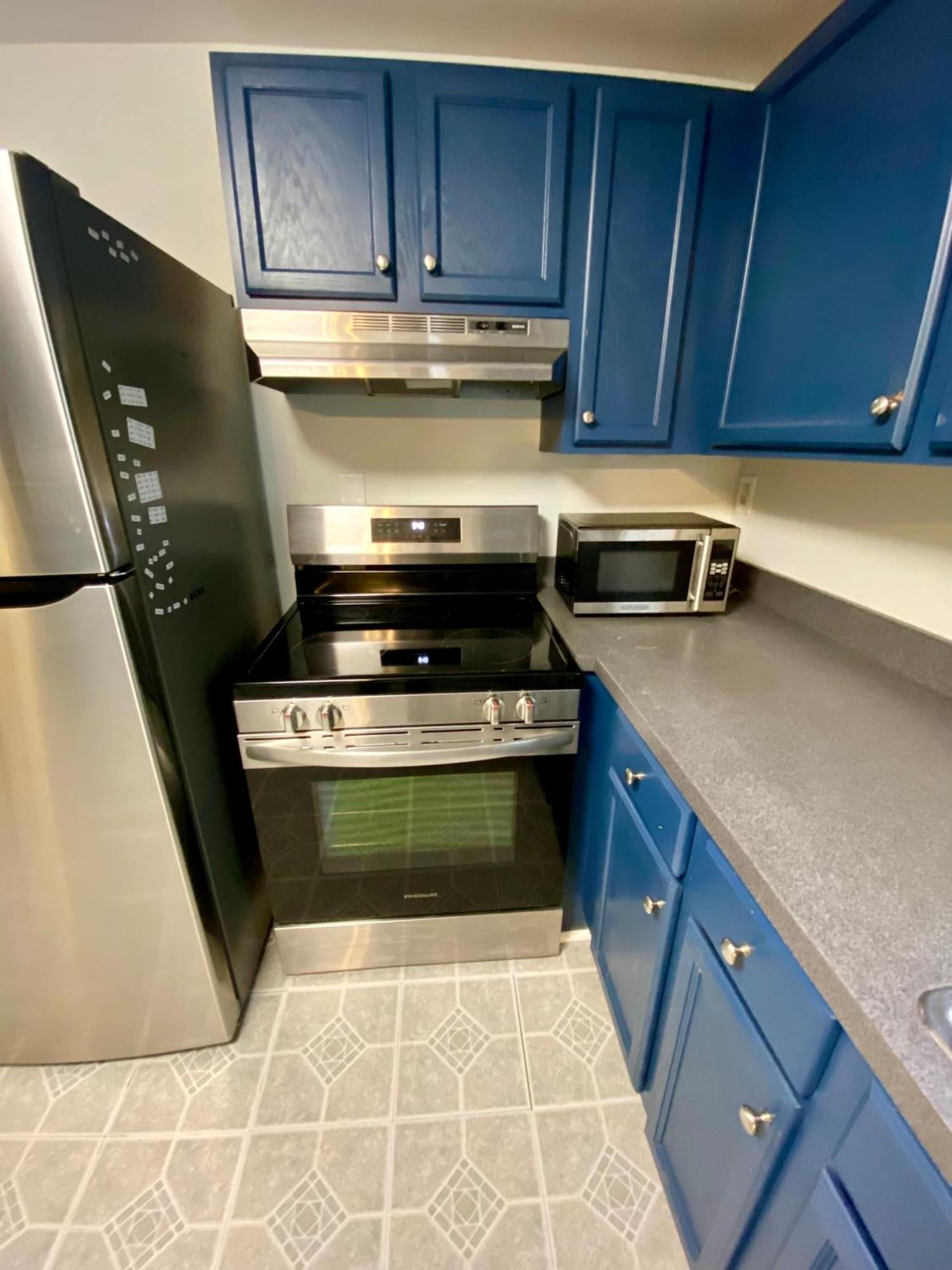Apartment 1915 Dinwiddie