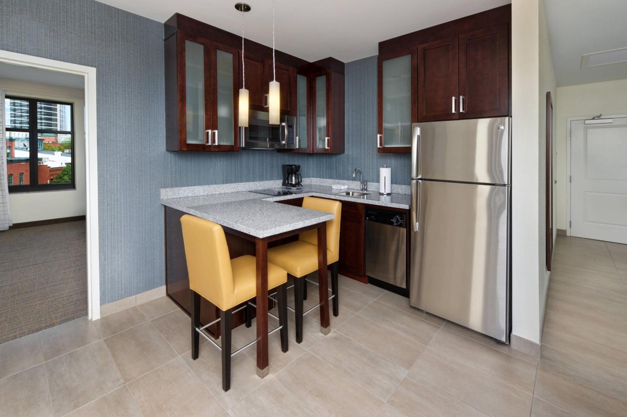 By Marriott Downtown Hotel 4*