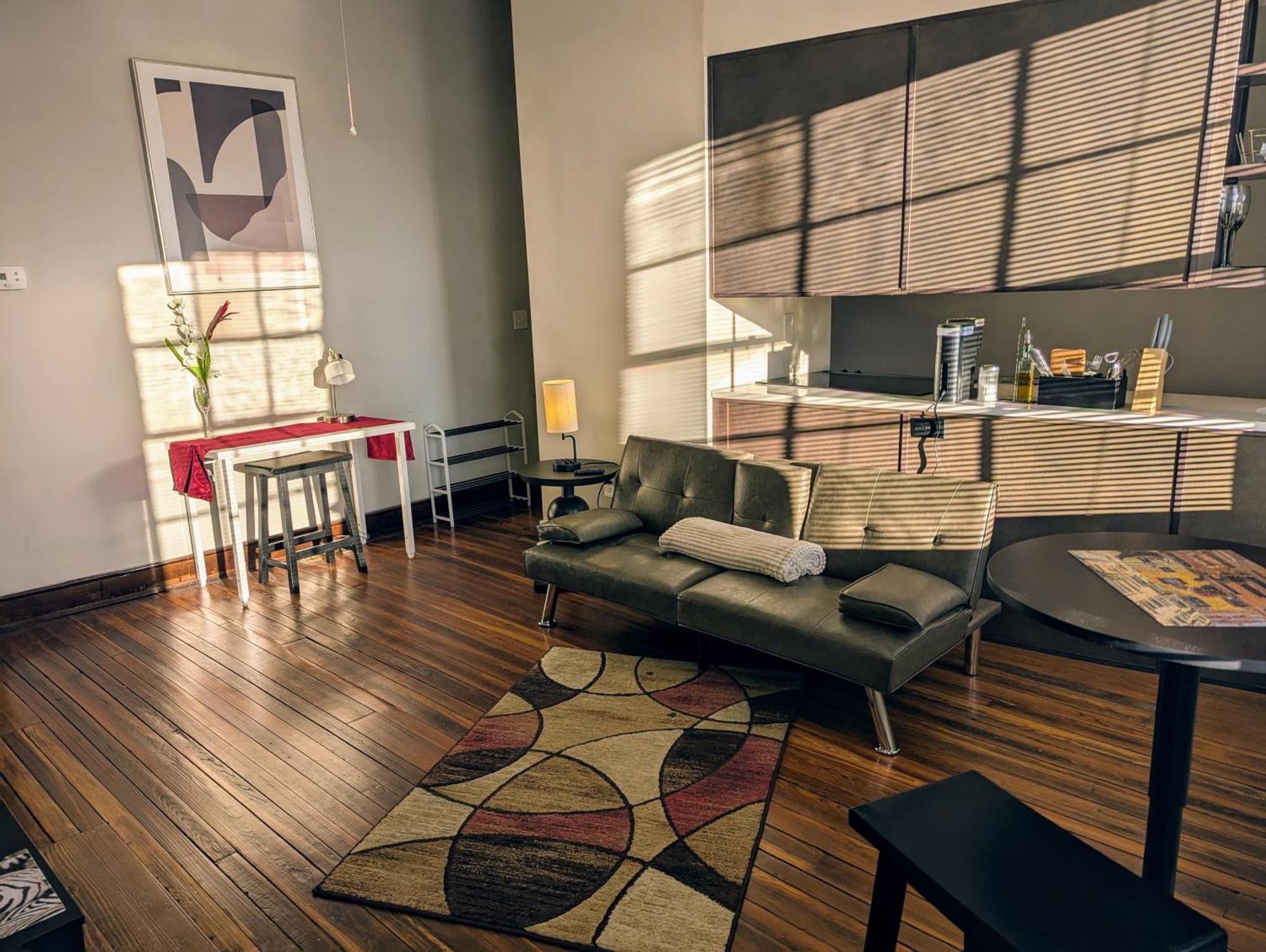 Center Crib Apartment *