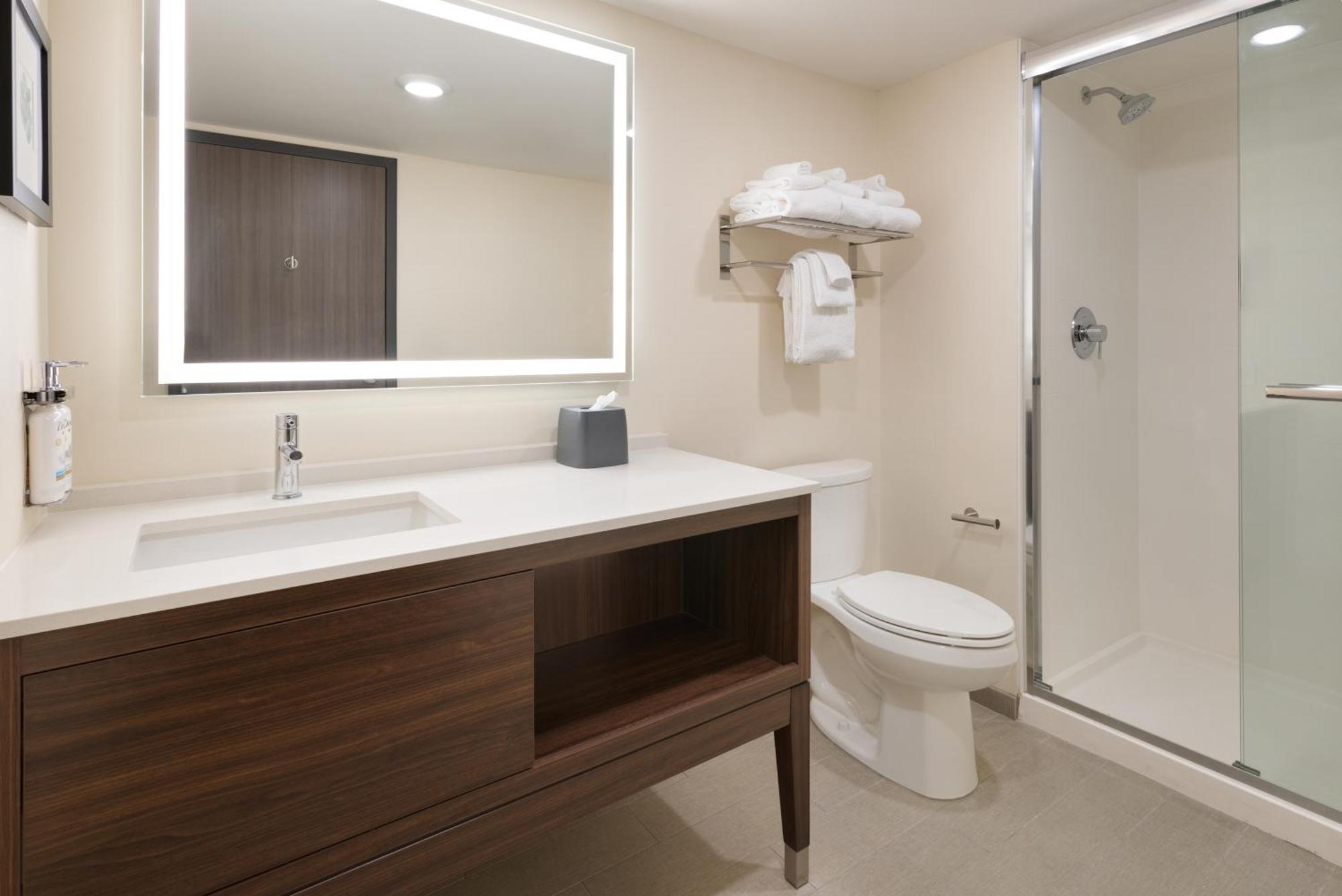 & West End, An Ihg 2* Richmond