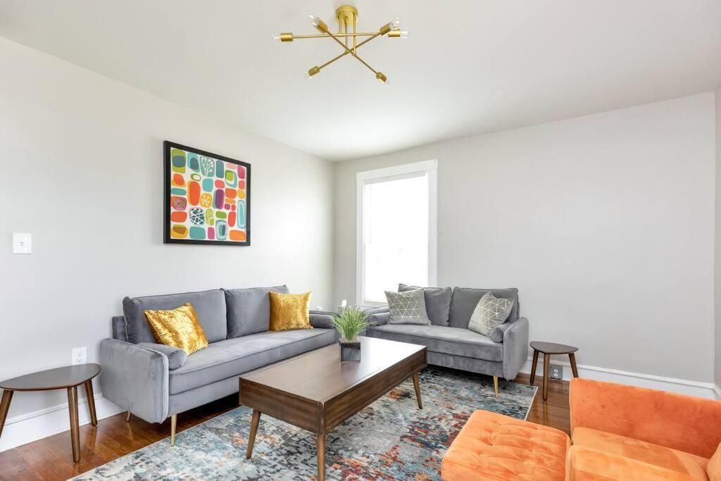 Sweet And Sunny Delight! Orange Crush On Oasis! Apartment Richmond