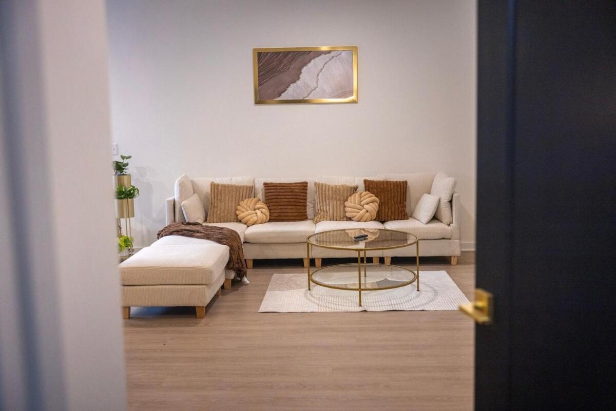 Cozy 1br With Private Balcony, Gym, Pool & Workspace Richmond