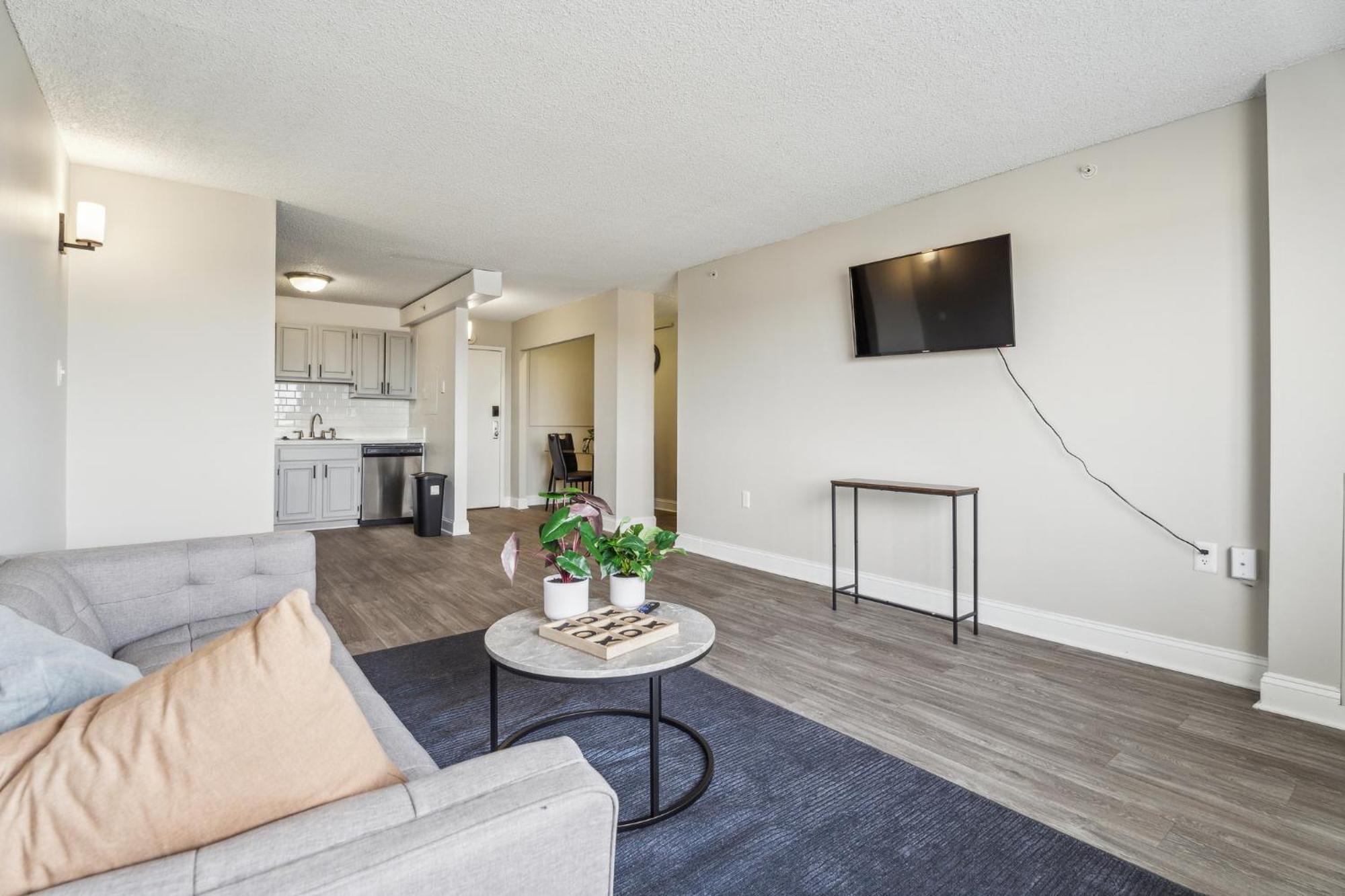Apartment Legacy At Imperial Village 1014 I 2 Bed 2 Bath