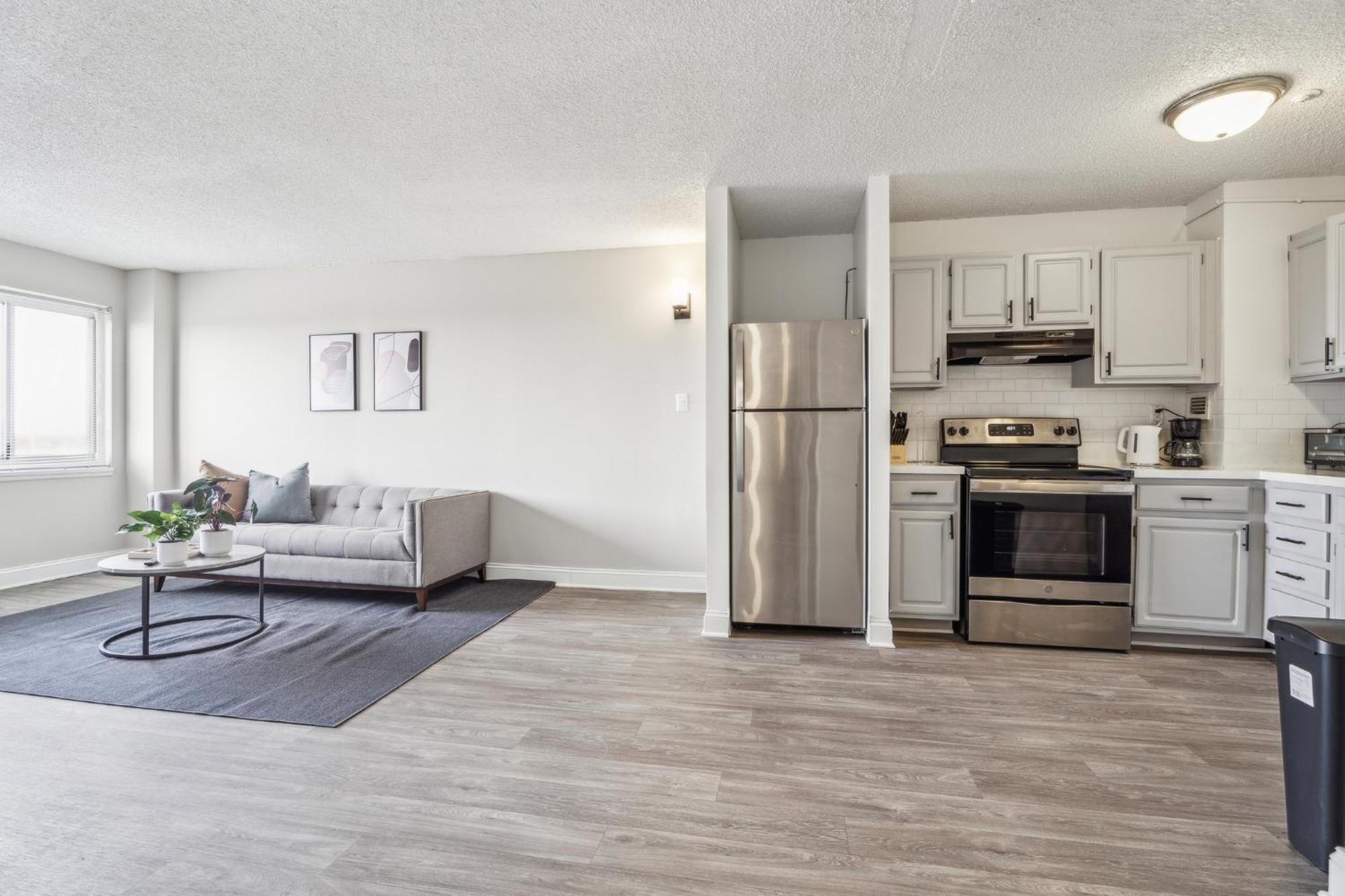 Apartment Legacy At Imperial Village 1014 I 2 Bed 2 Bath *