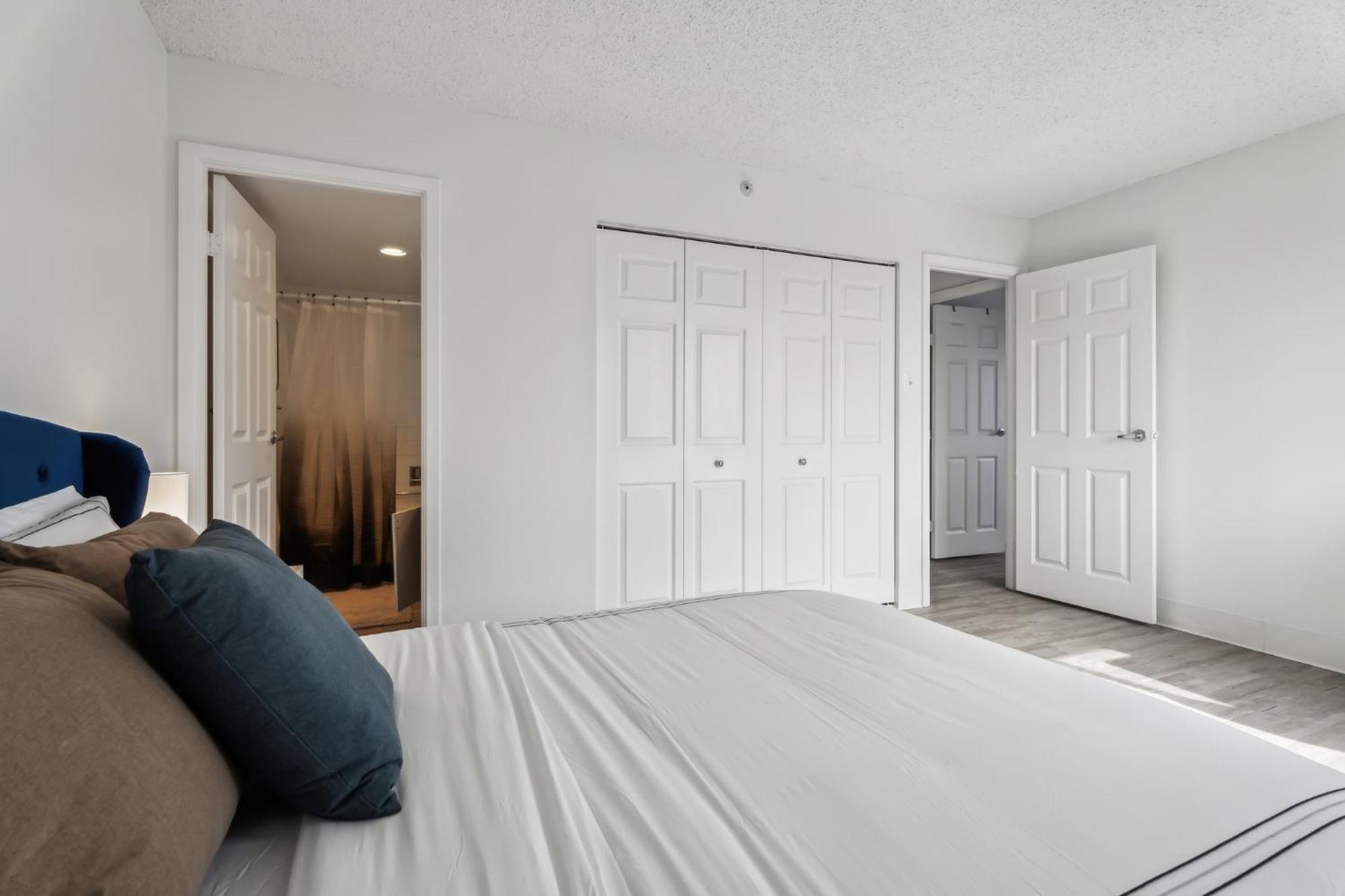 Legacy At Imperial Village 817 I 2bed 2 Bath *
