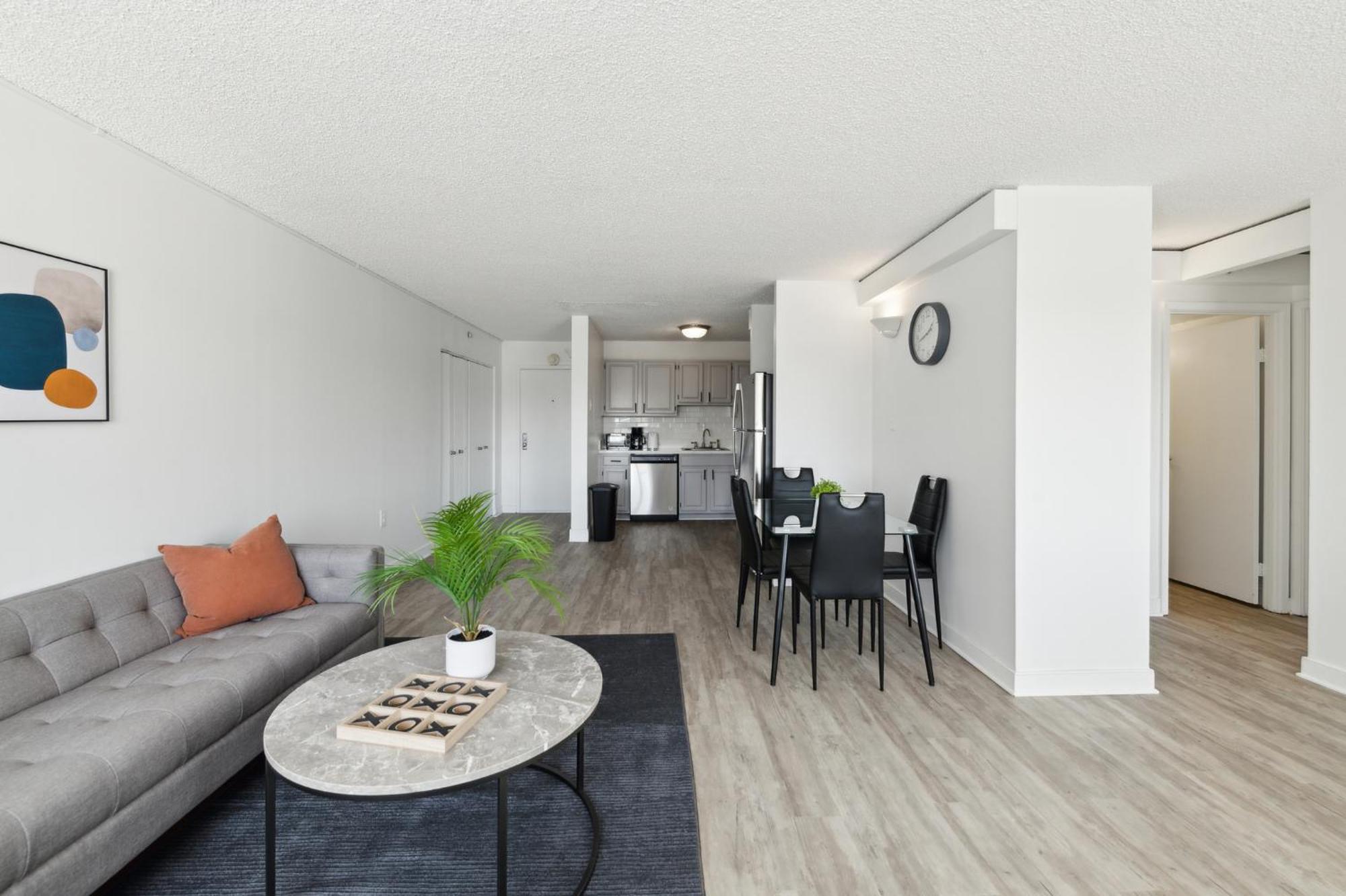 Apartment Legacy At Imperial Village 418 I 2 Bed 1 Bath