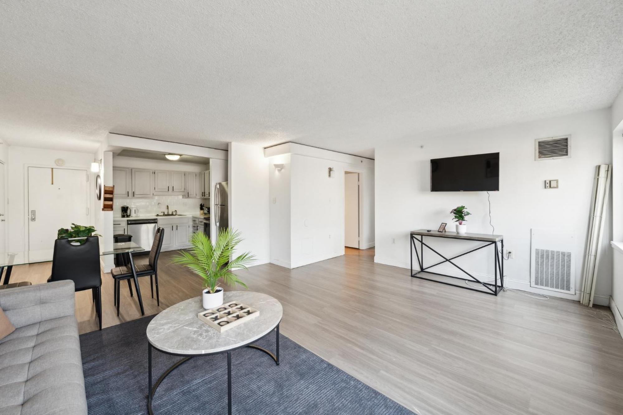 Legacy At Imperial Village 201 I 2 Bed 2 Bath Apartment