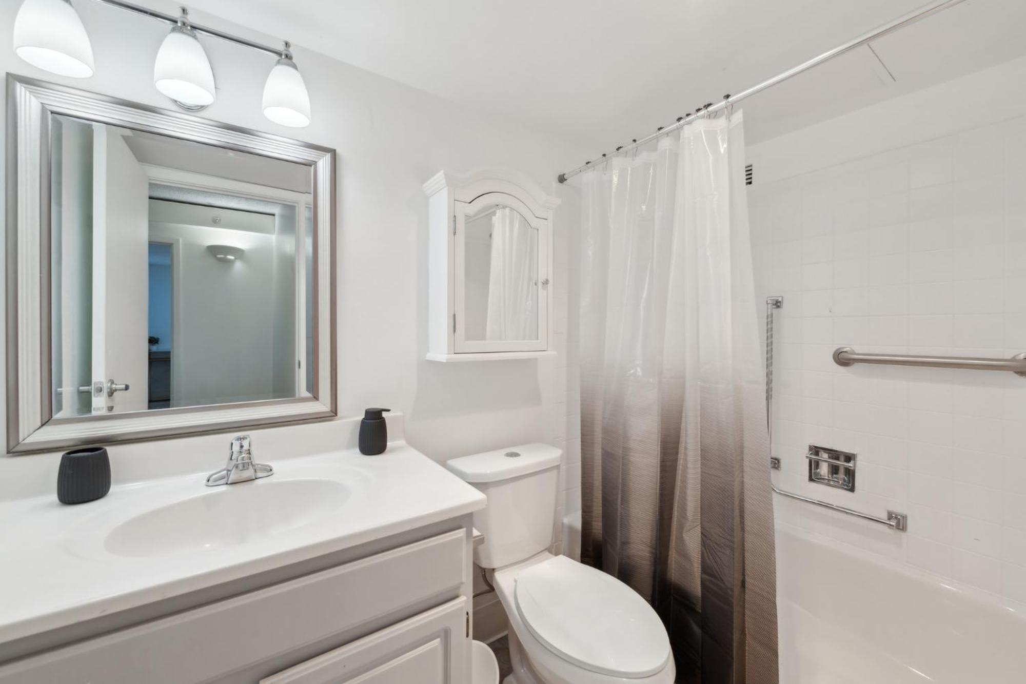 Legacy At Imperial Village 211 I 1 Bed 1 Bath Apartment