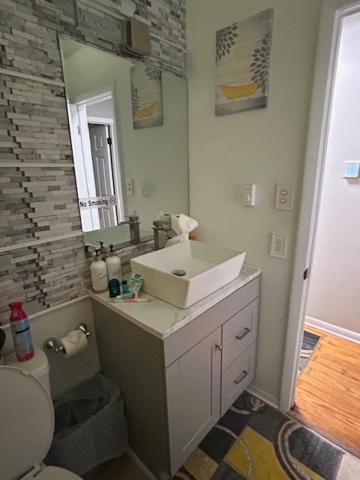 Villa Serene Retreat! 420 Friendly In Designated Area, 3 Minutes To Downtown *