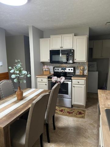 Villa Serene Retreat! 420 Friendly In Designated Area, 3 Minutes To Downtown