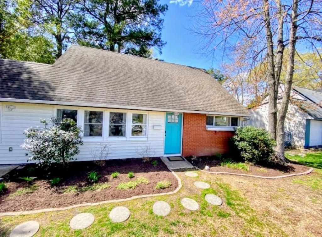 The Bamboo House! Dog-friendly N Rva Sleeps 8 Holiday home *