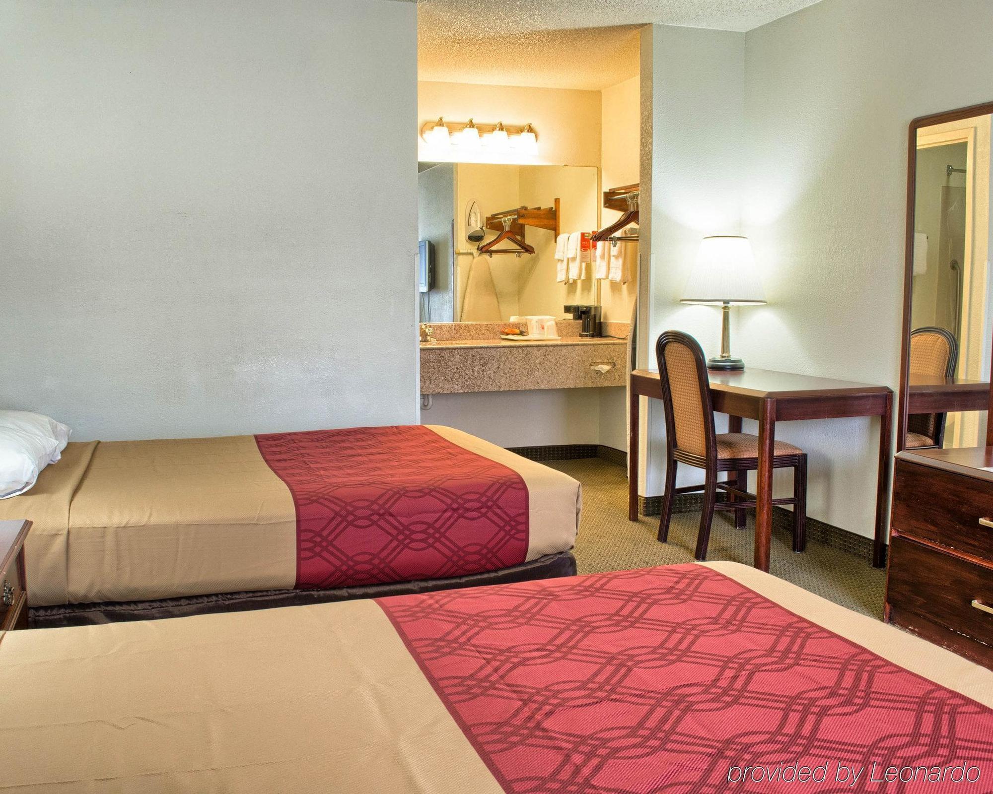 Lodge Econo