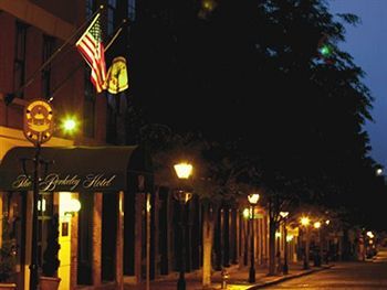 The Berkeley Hotel