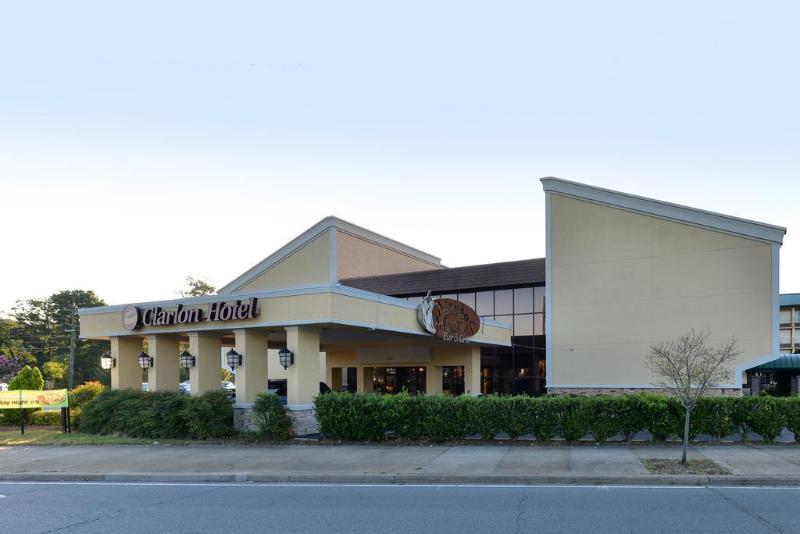 Quality Inn 3*