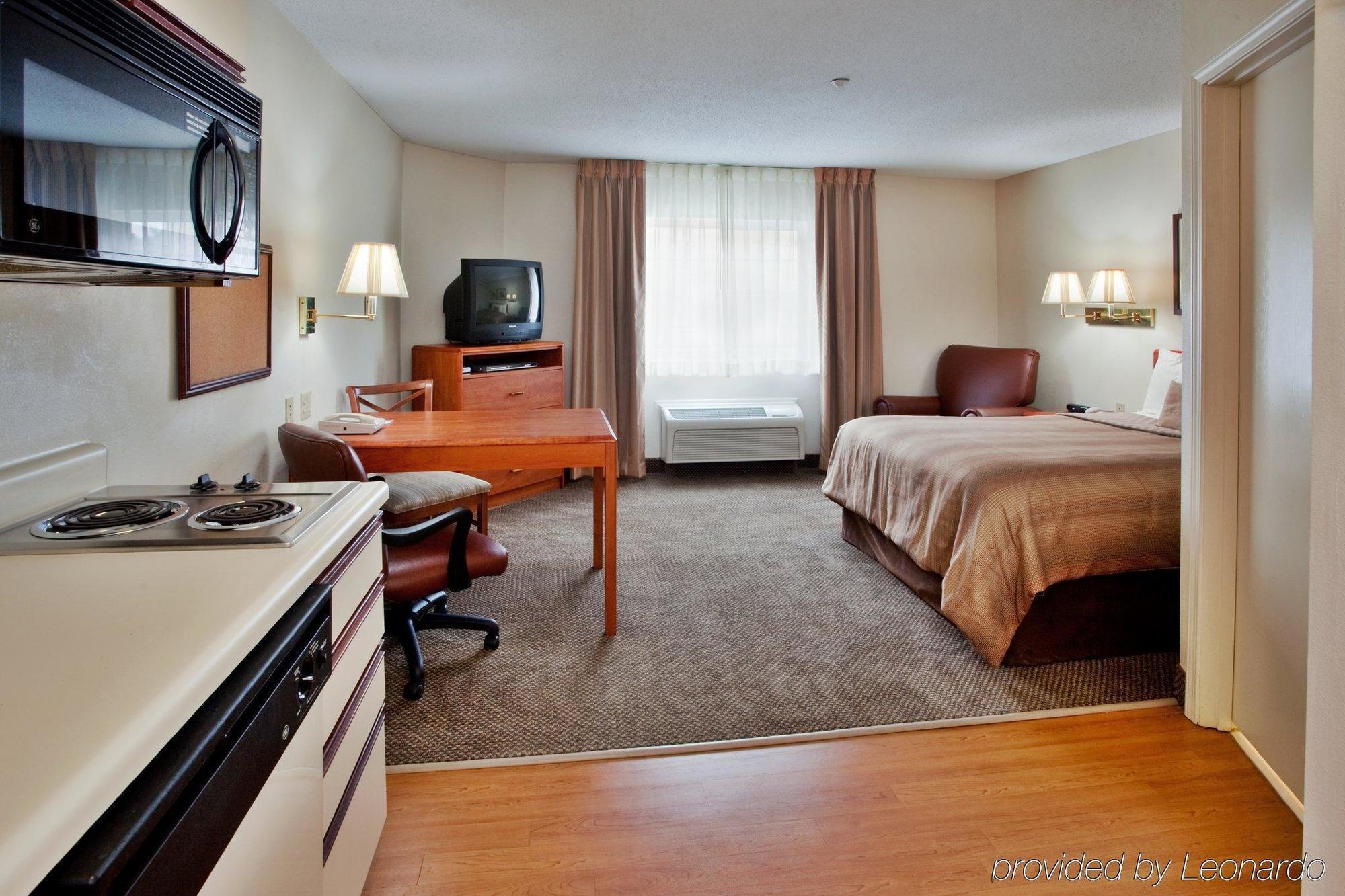 Candlewood - South By Ihg 2*