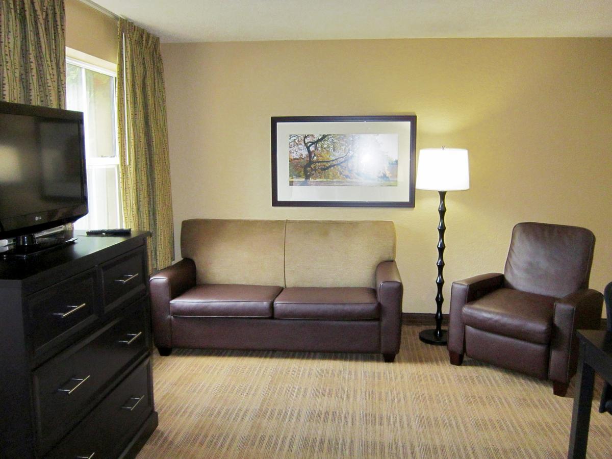 Hotel Extended America - - W Broad Street - Glenside - North 2*