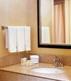 Courtyard By Marriott West Hotel 3*