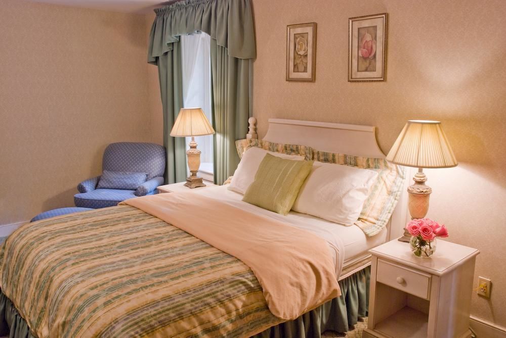 Inn Linden Row 3*