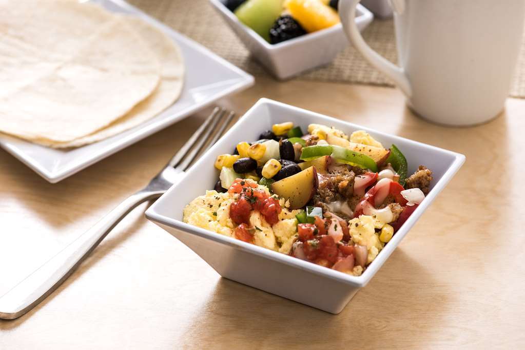 Hotel Hyatt Place Airport 3*