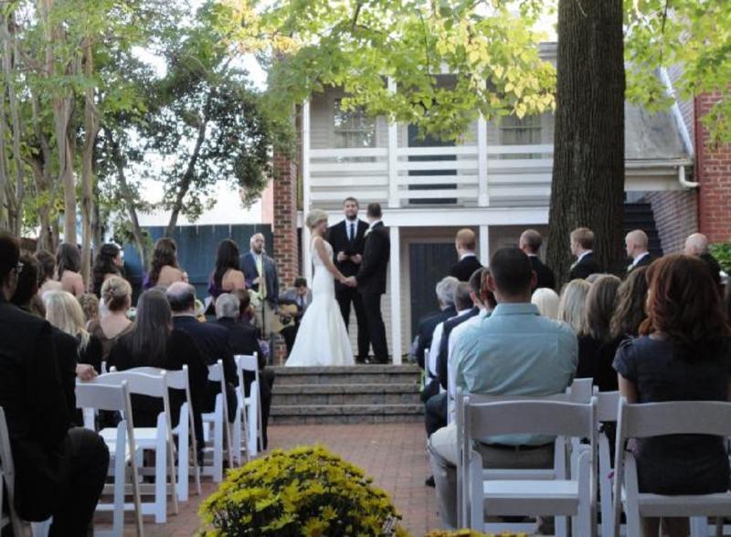 Linden Row Inn 3*