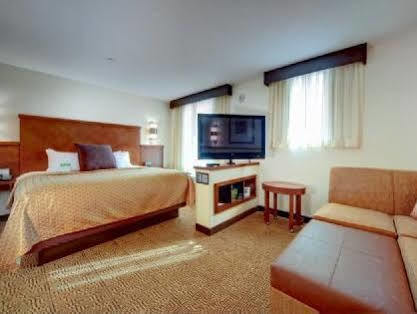 Hotel Hyatt Place Airport 3*
