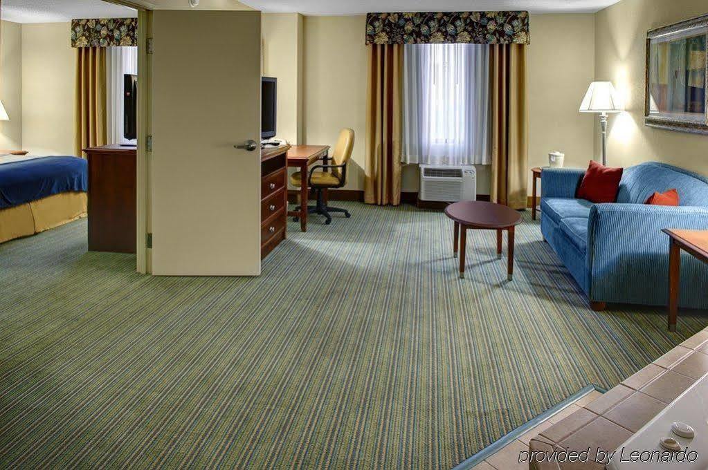 Express - Downtown By Ihg 2* Richmond