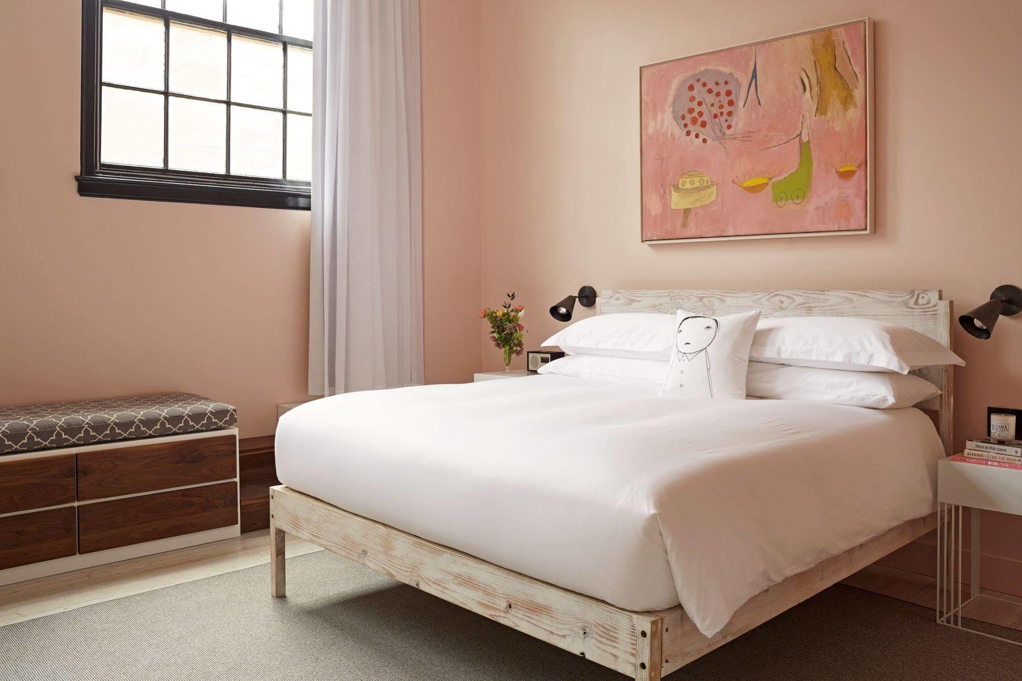 Quirk Hotel