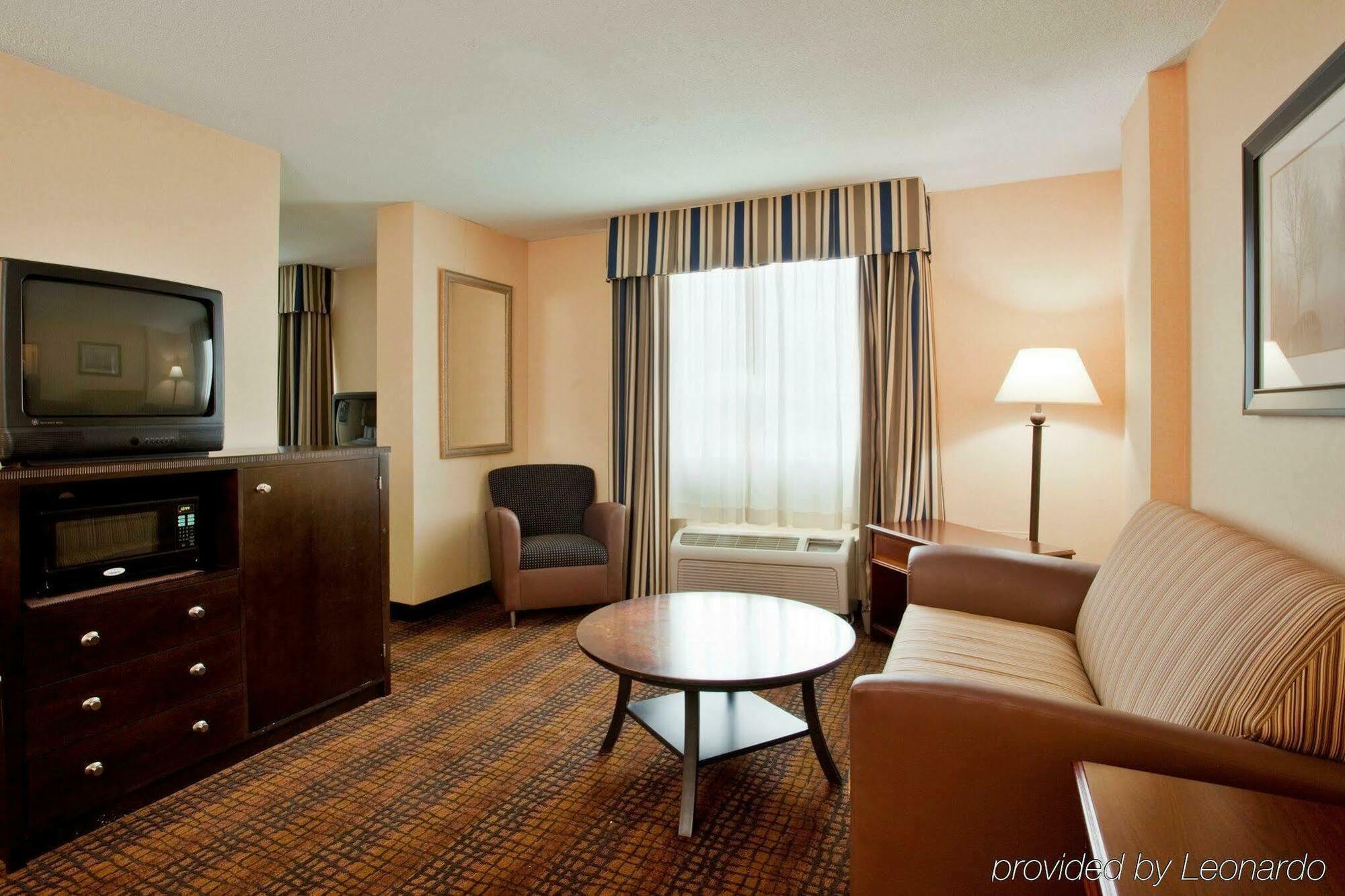 Hotel Express - Midtown By Ihg