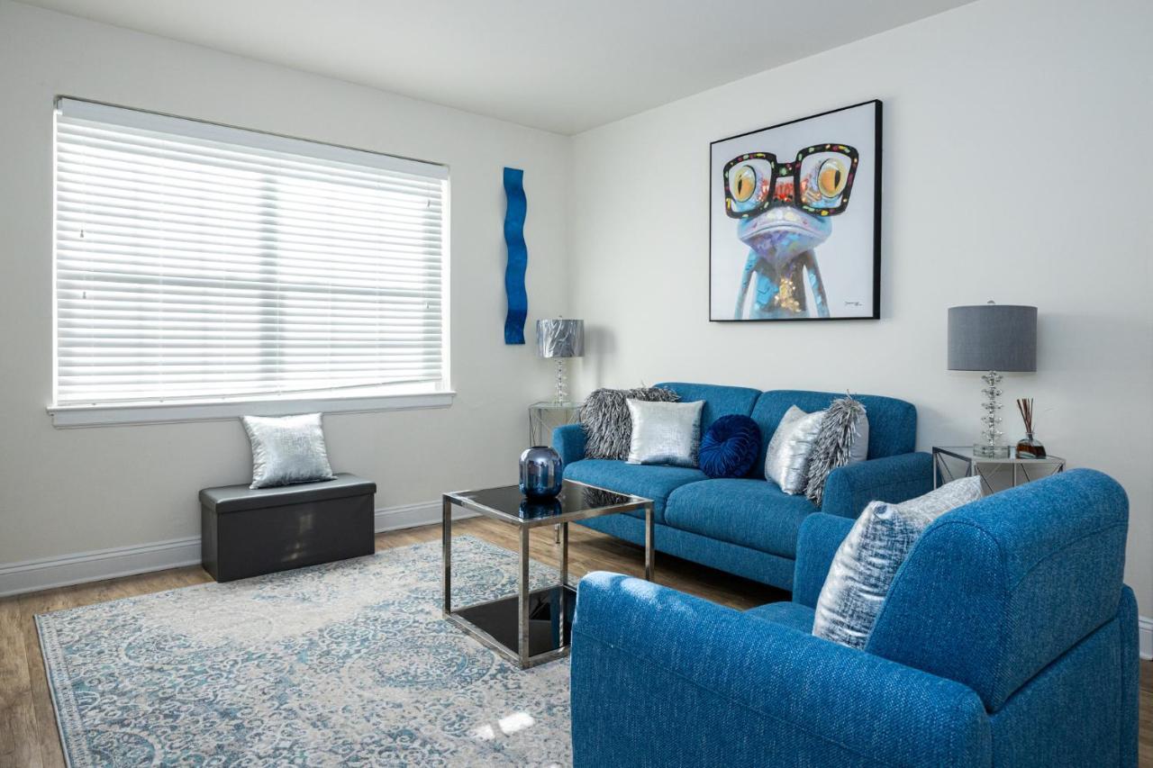 Carytown Living With *pool And Gym* Apartment *