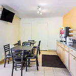 Rodeway Inn Richmond South
