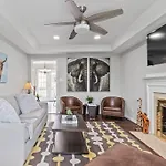 The Safari House: Where Adventure & Comfort Awaits
