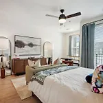 Luxury Furnished Apartments By Hyatus At The Navigator