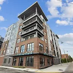 Luxury Furnished Apartments By Hyatus At The Navigator